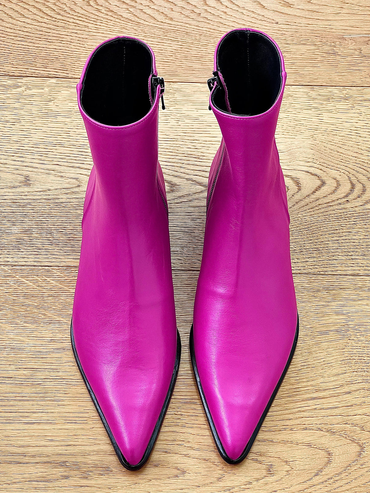 ANDERS PELLE FUXIA