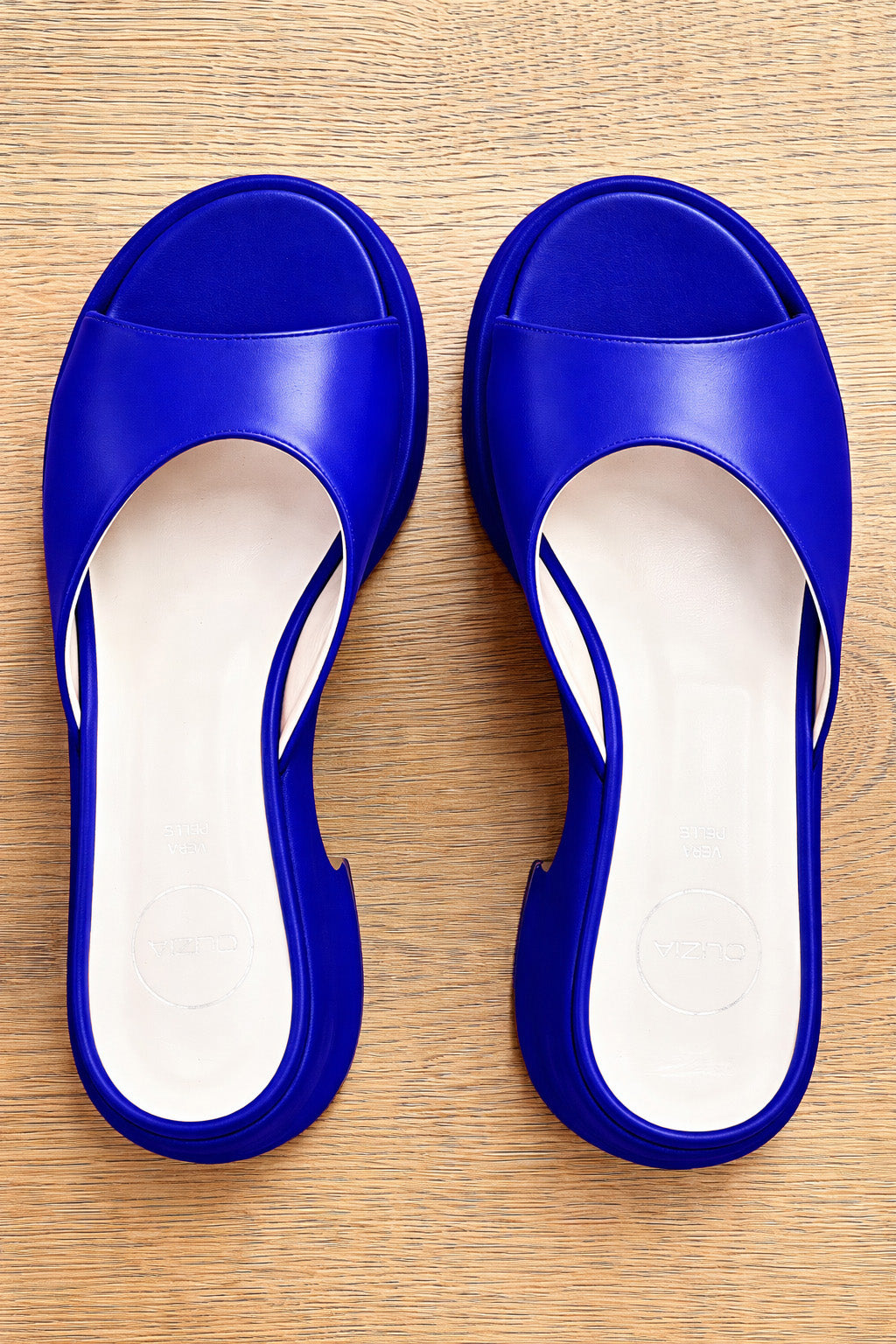 JACKIE PELLE BLUETTE