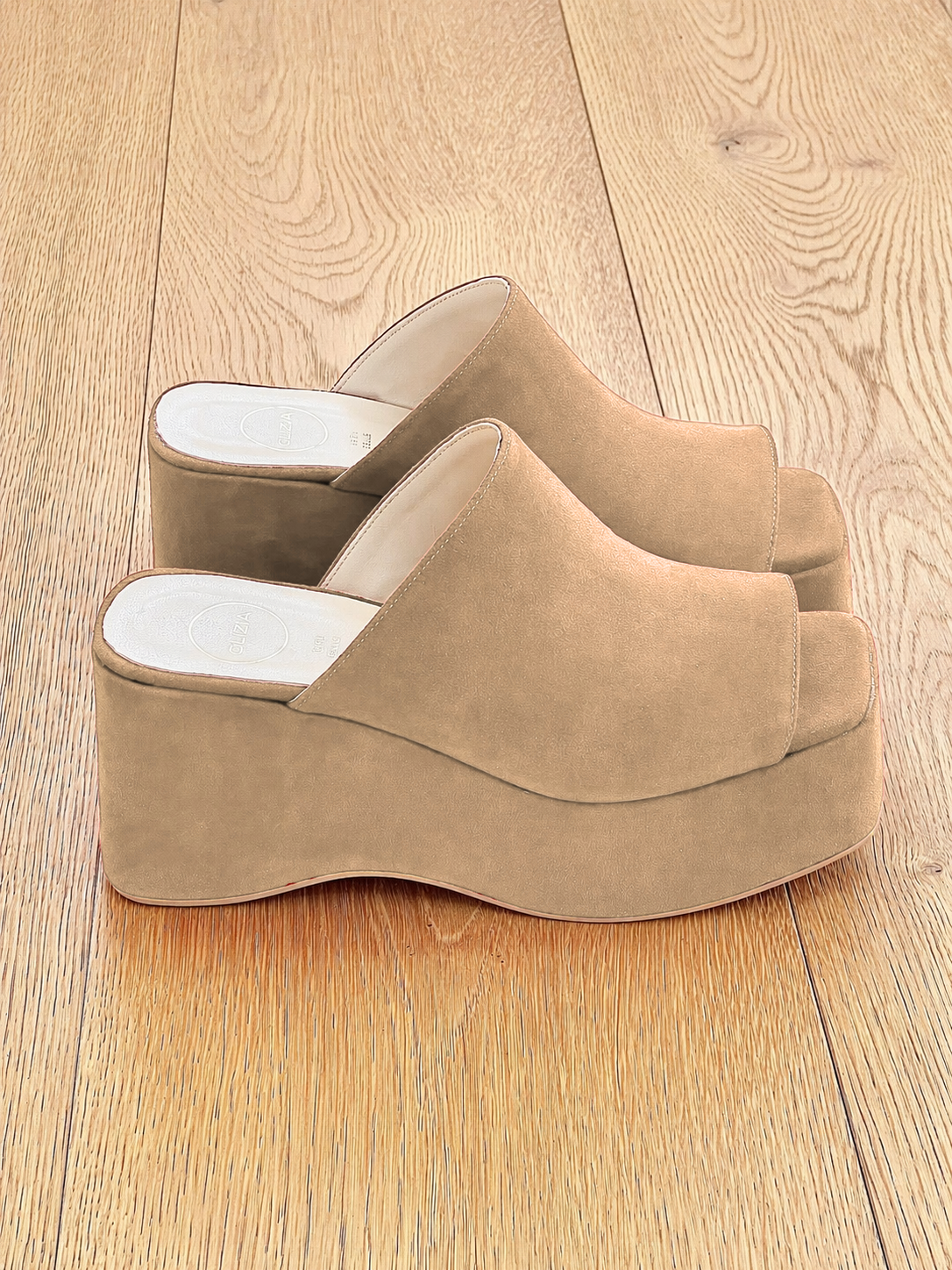NIKO CAMOSCIO BEIGE