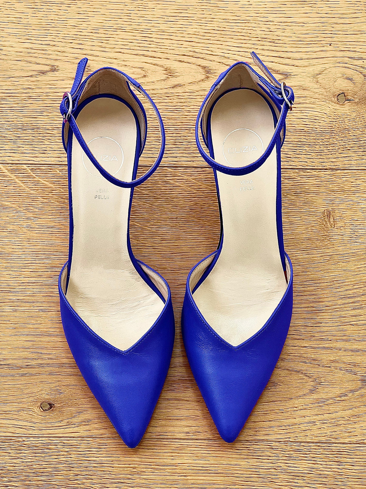 ADA PELLE BLUETTE