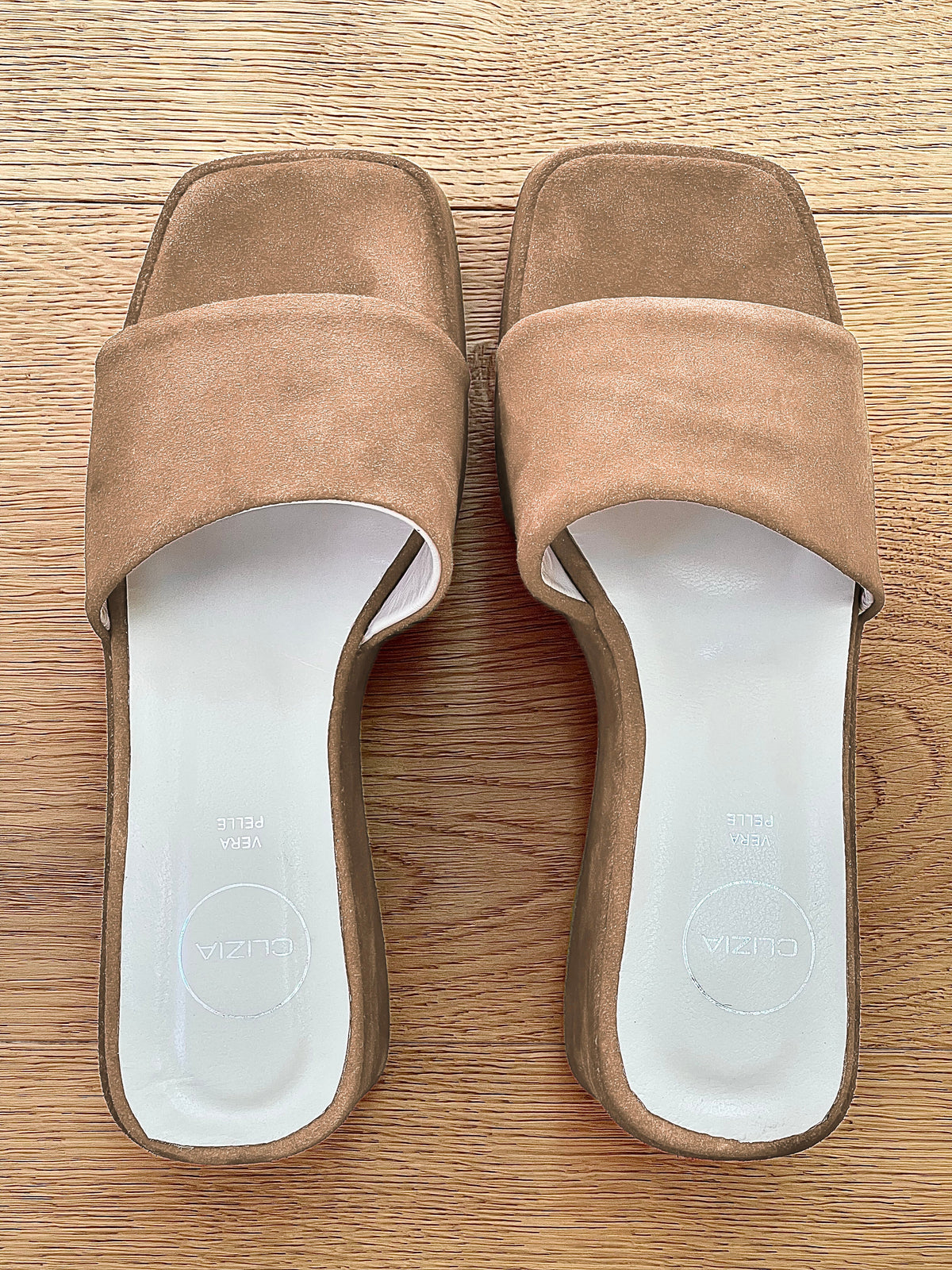 CONNIE CAMOSCIO BEIGE