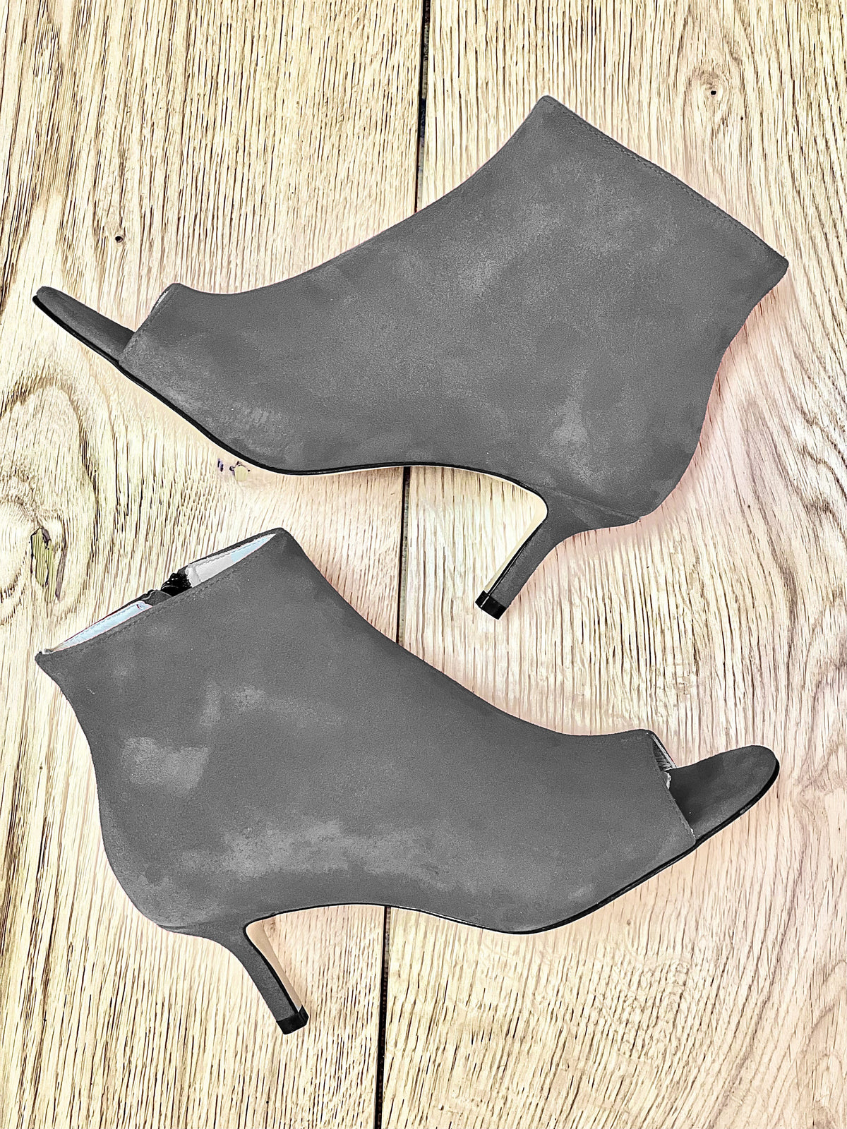 AFRICA CAMOSCIO GRIGIO