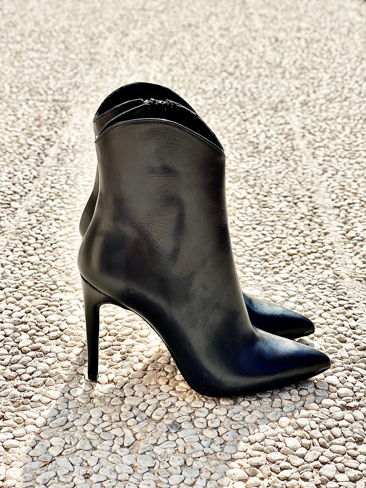 GINEVRA NERO