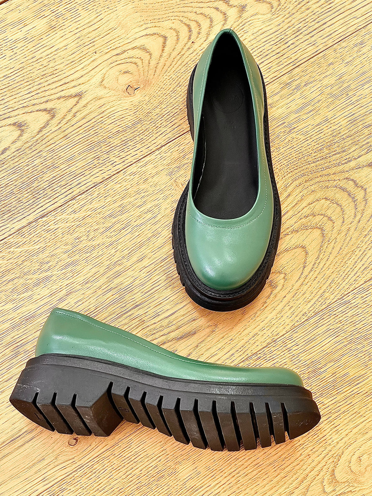 AMBER PELLE VERDE