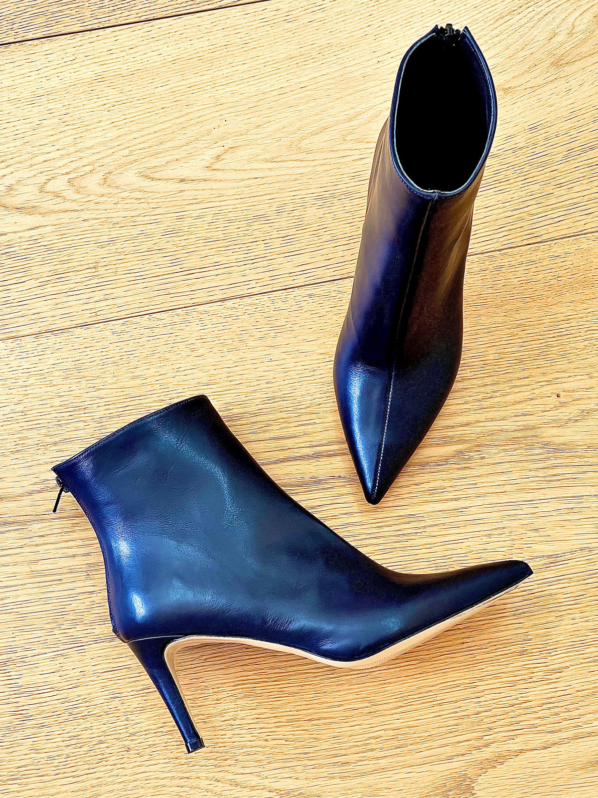 IRIS PELLE BLU