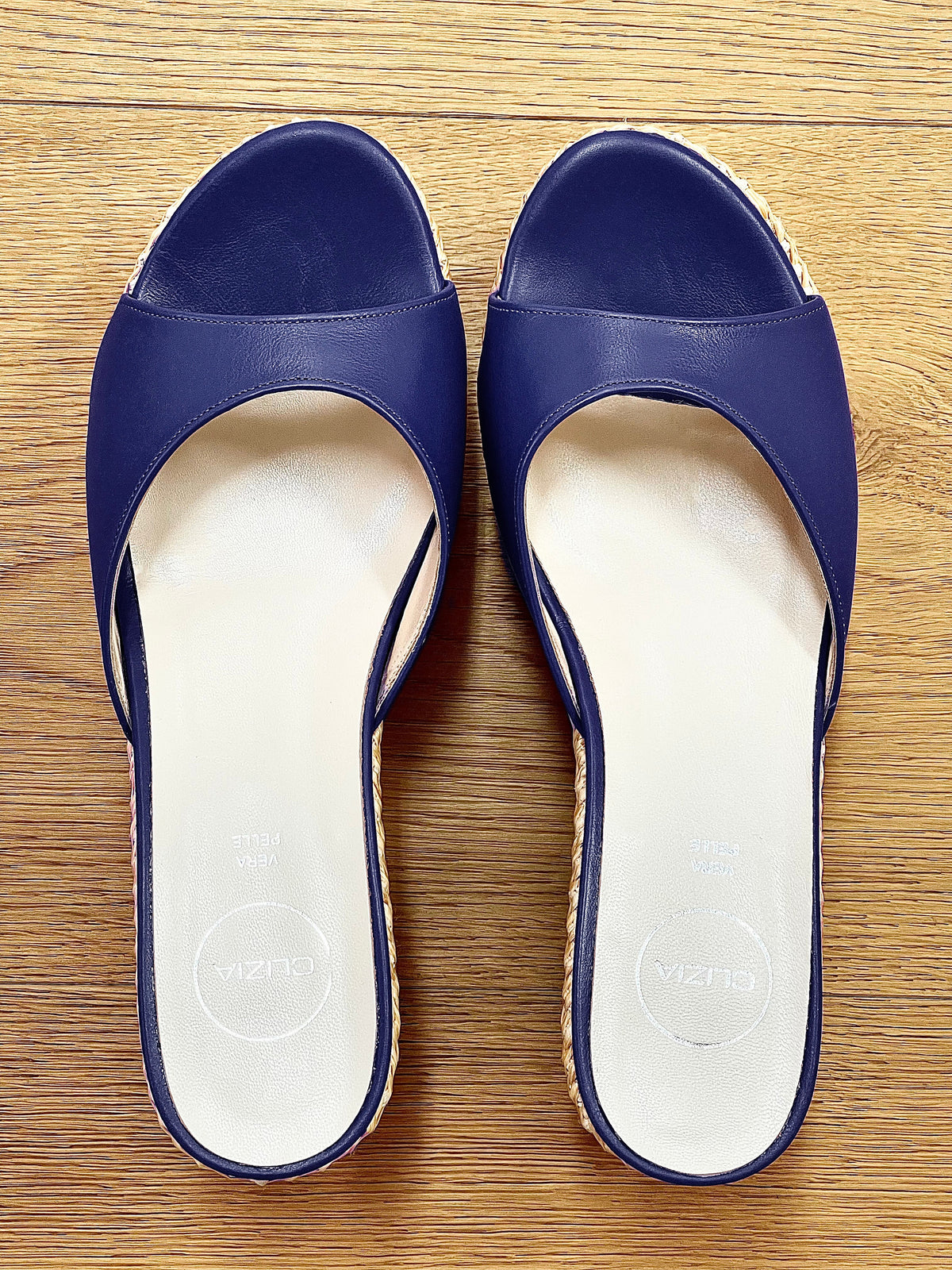 VENUS BLU