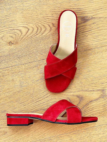 URIEL CAMOSCIO ROSSO