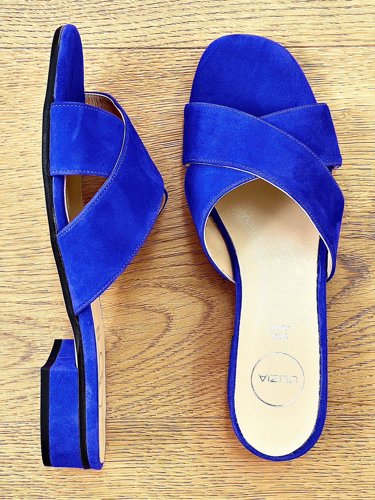 URIEL CAMOSCIO BLUETTE