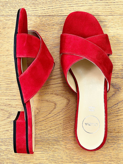 URIEL CAMOSCIO ROSSO