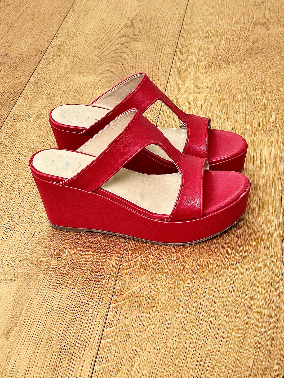 EVA PELLE ROSSO