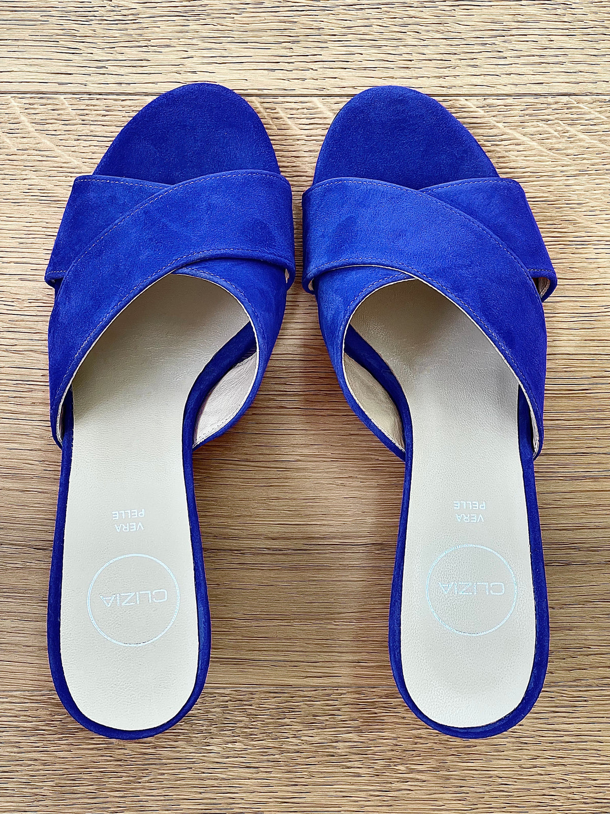 ZURI CAMOSCIO BLUETTE