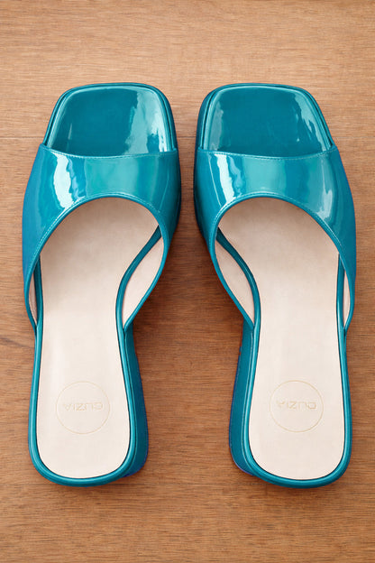 YUNA VERNICE AZZURRO