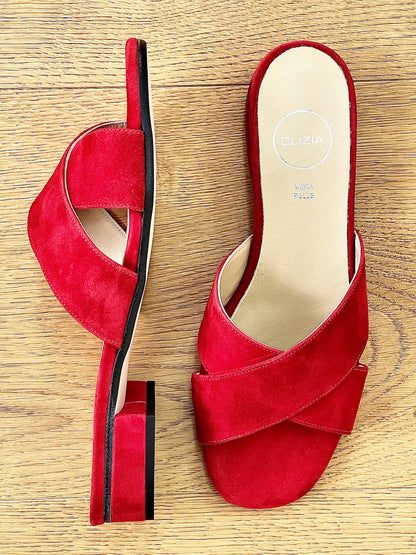 URIEL CAMOSCIO ROSSO
