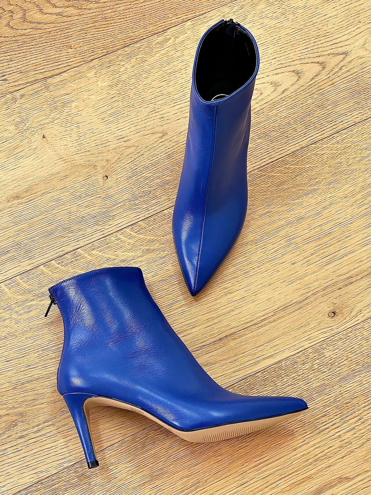 IRIS PELLE BLUETTE