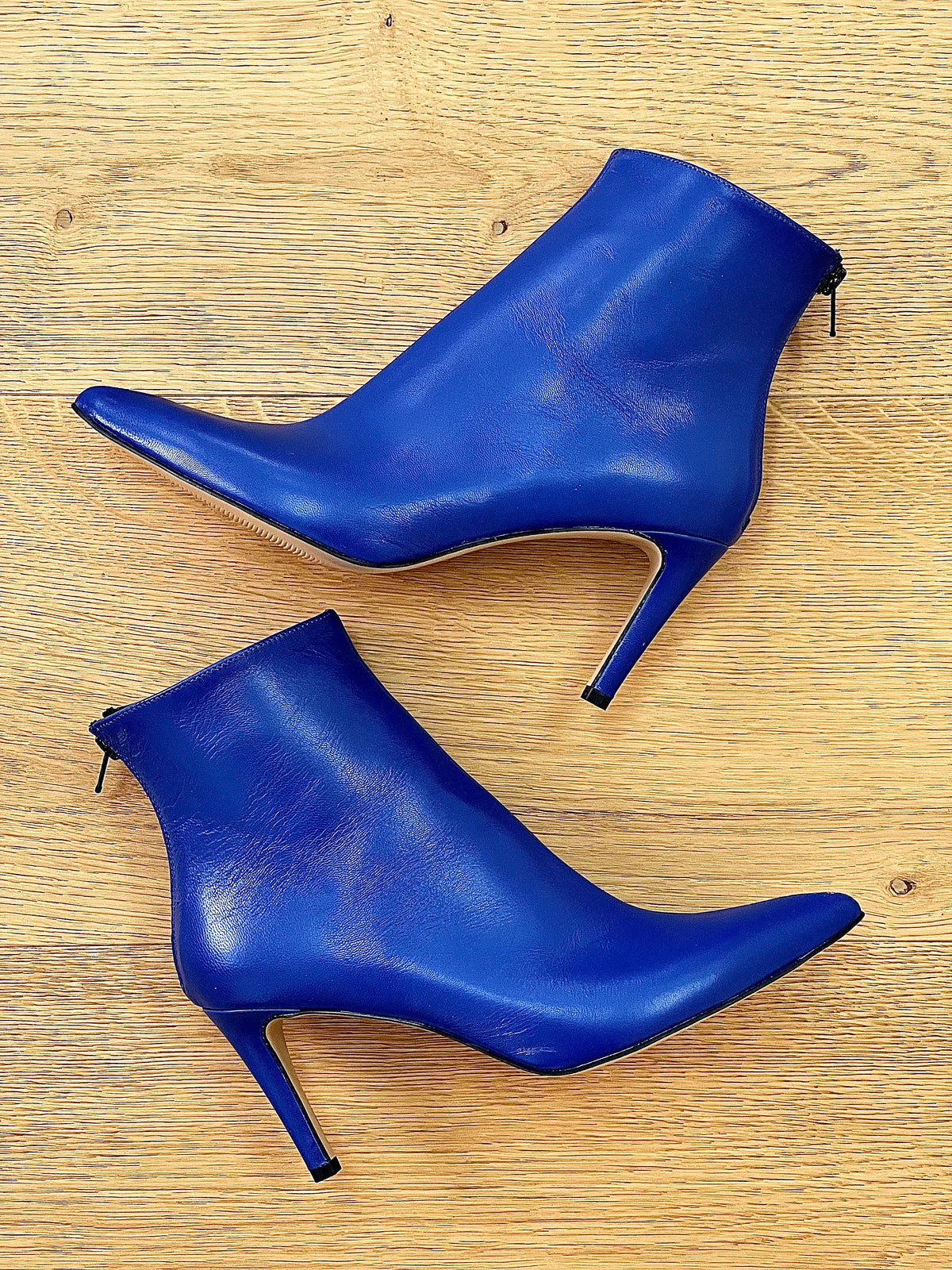 IRIS PELLE BLUETTE