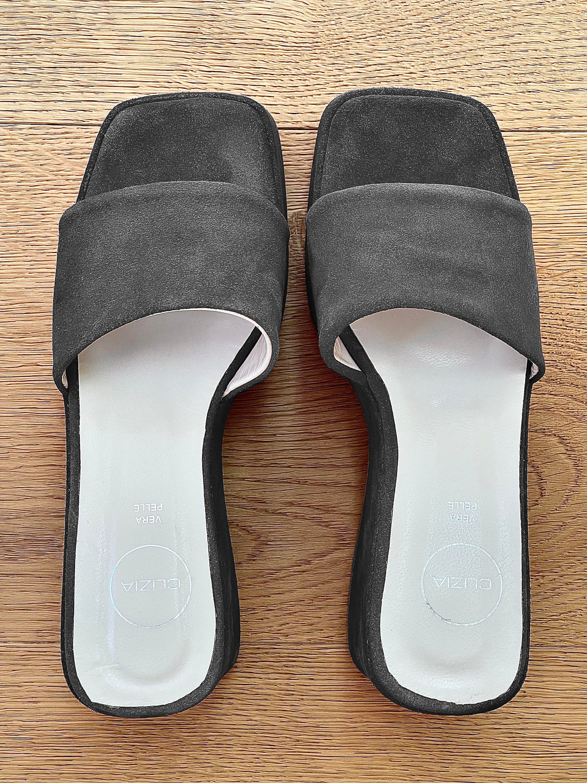 CONNIE CAMOSCIO GRIGIO