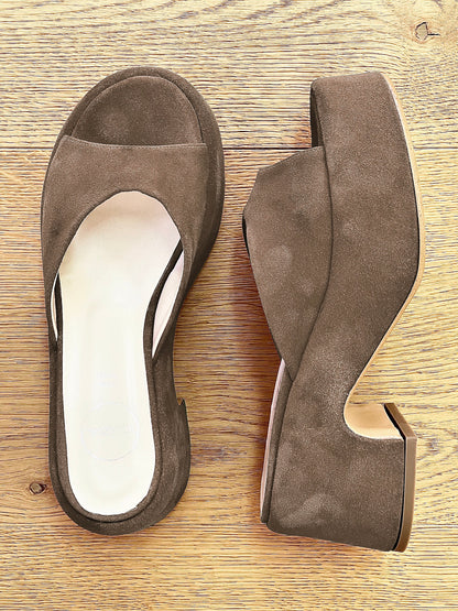 JACKIE CAMOSCIO TAUPE