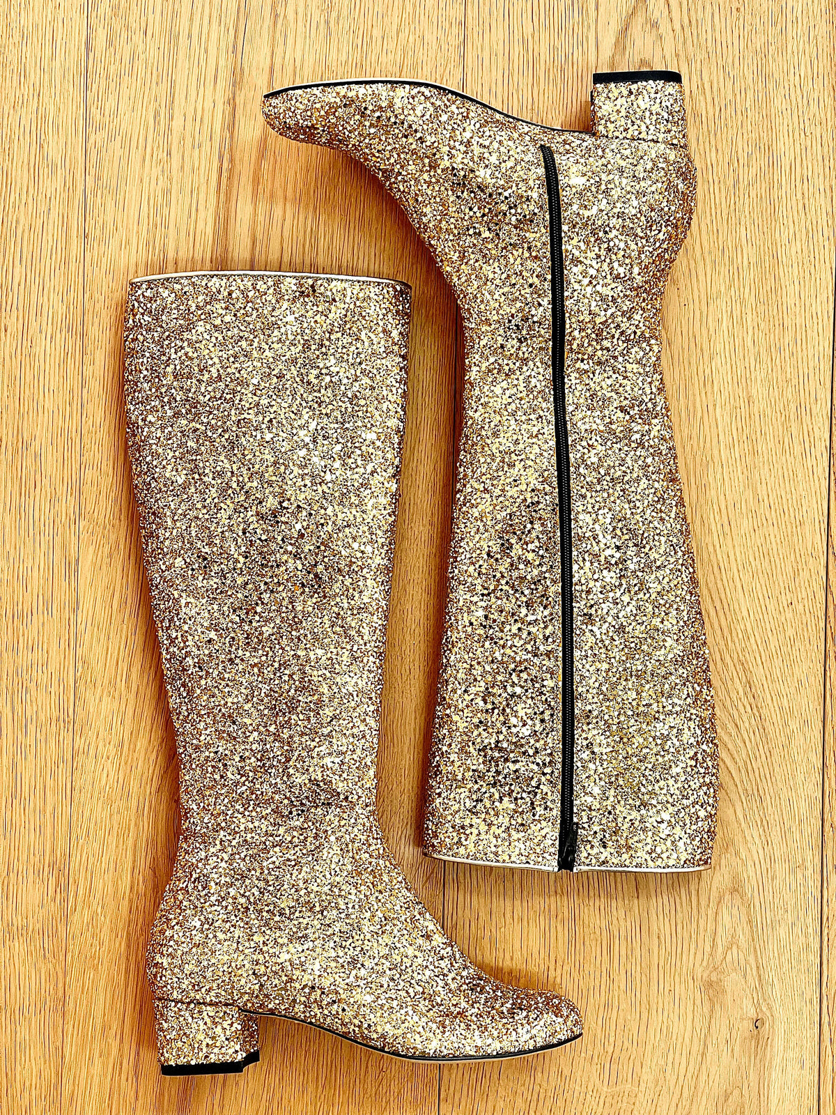 ASTRID GLITTER ORO