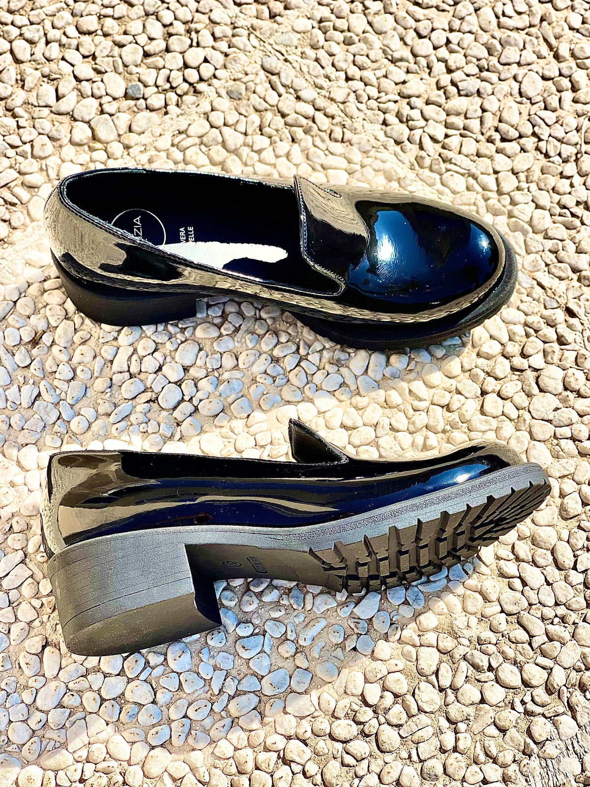 KIKO VERNICE NERO
