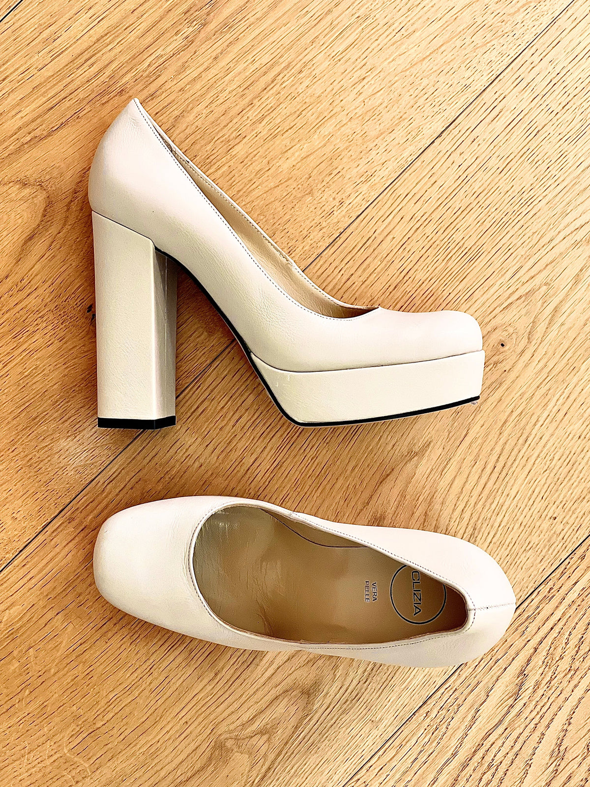 KATA PELLE BEIGE