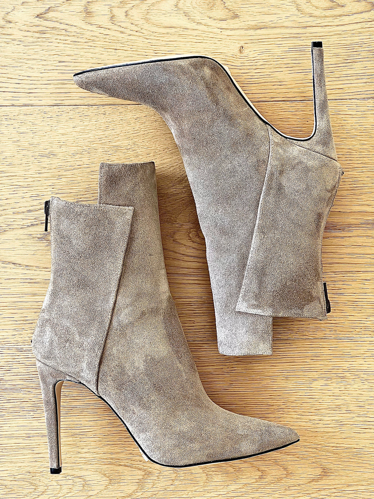 LEVEL CAMOSCIO TAUPE