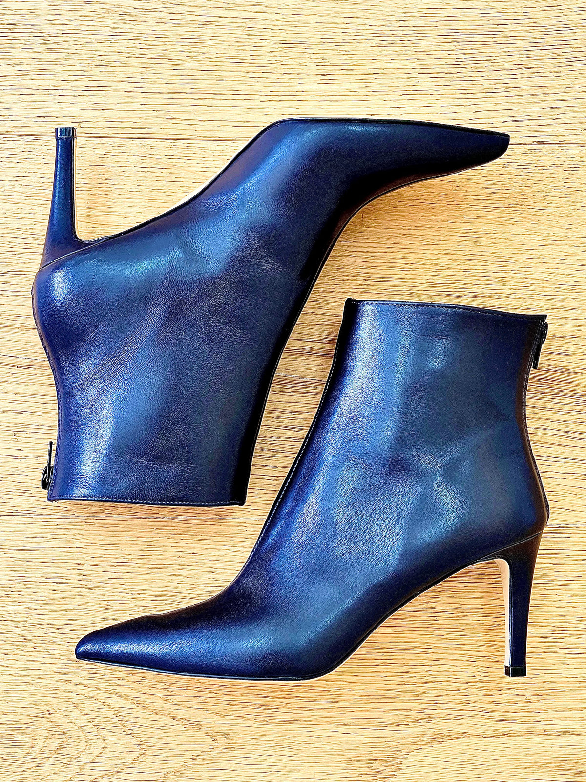 IRIS PELLE BLU