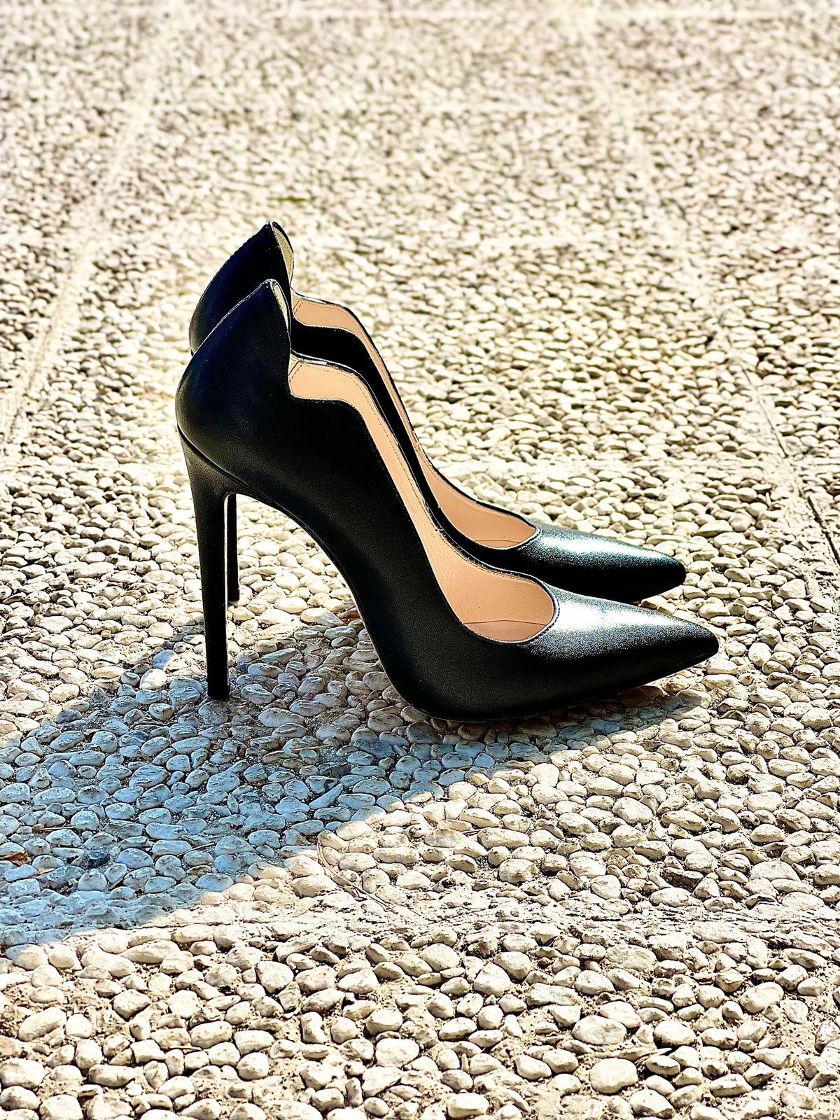 LOLA NERO