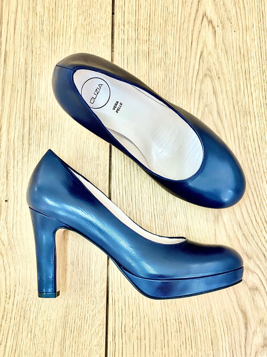 CLEO BLU