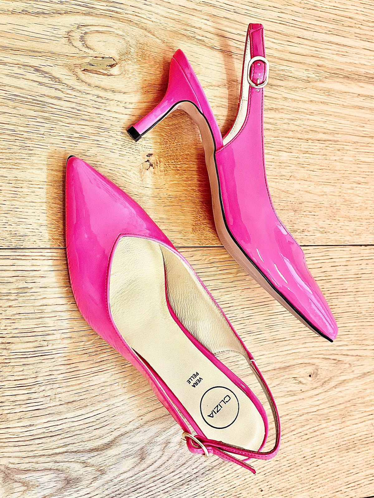 TANIA VERNICE FUXIA
