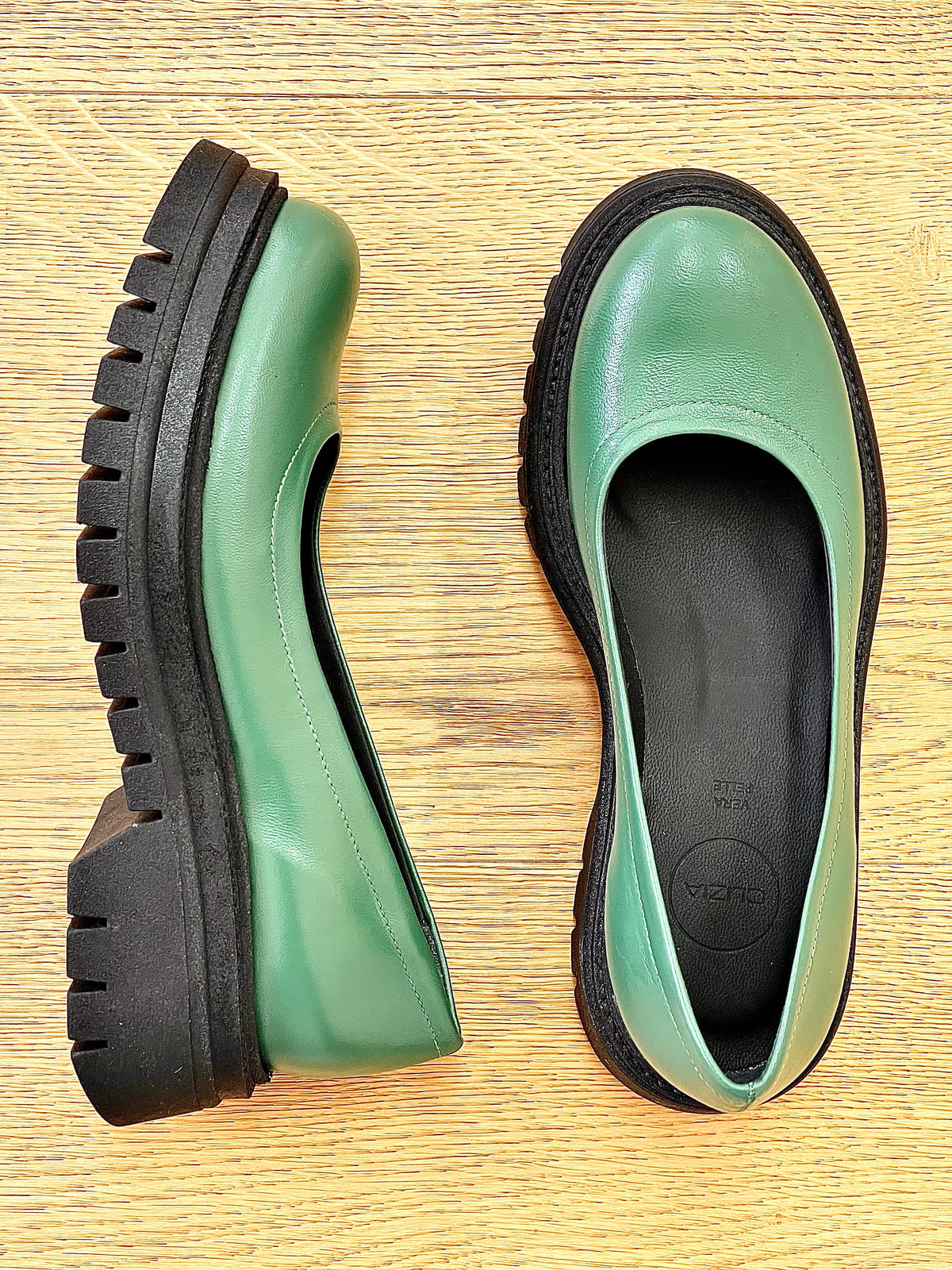 AMBER PELLE VERDE
