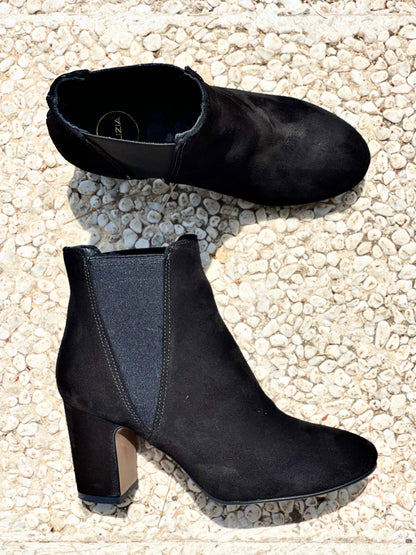 TECLA SCAMOSCIATO NERO