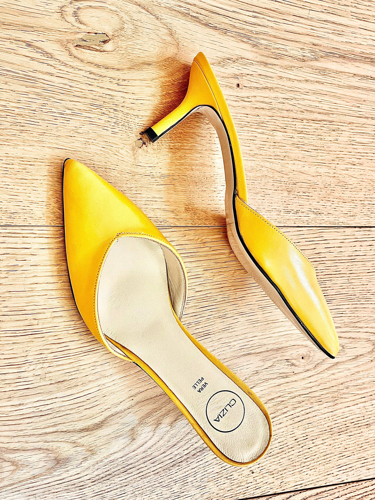 VIKY PELLE GIALLO