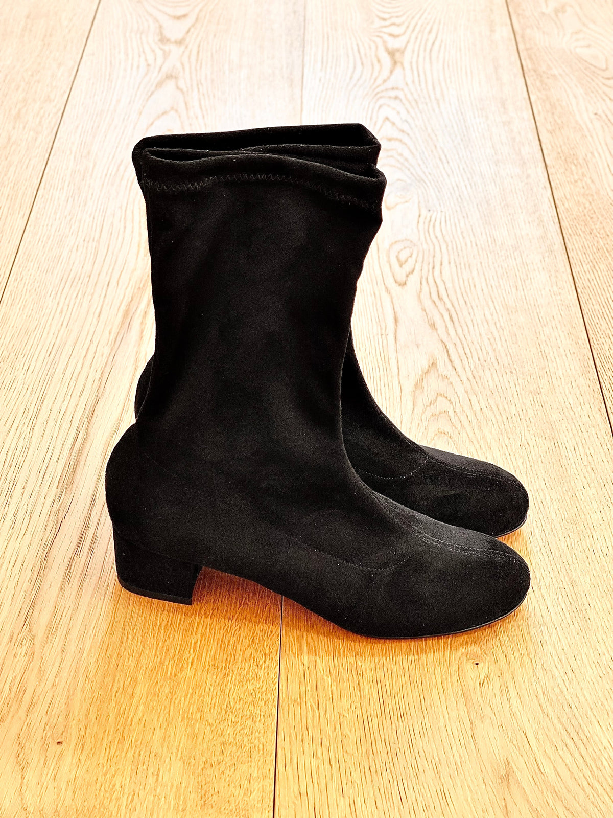 ADAM SCAMOSCIATO NERO