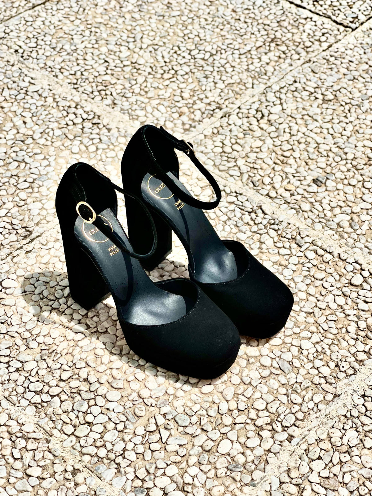 IKO CAMOSCIO NERO