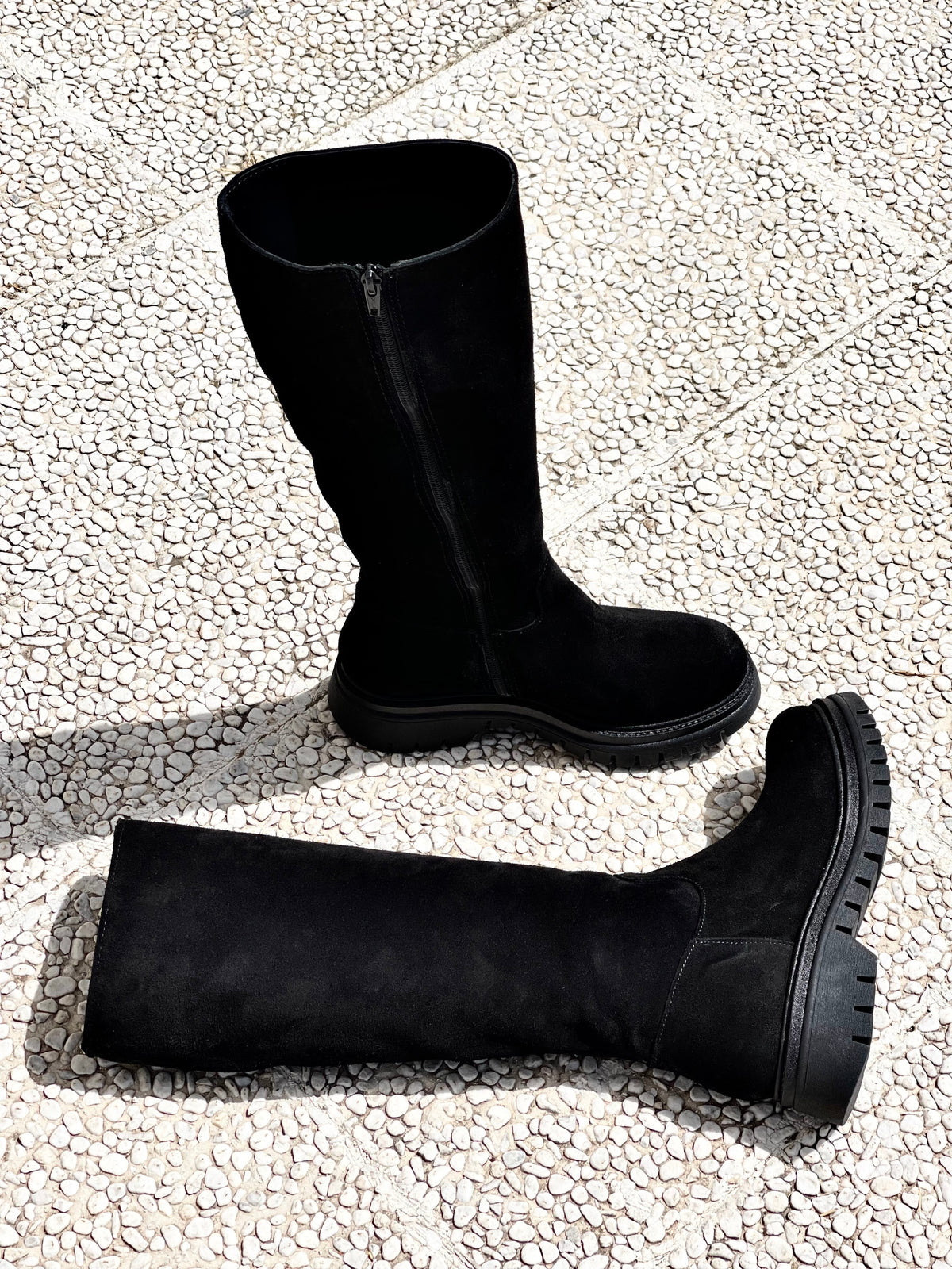 OTTO SCAMOSCIATO NERO