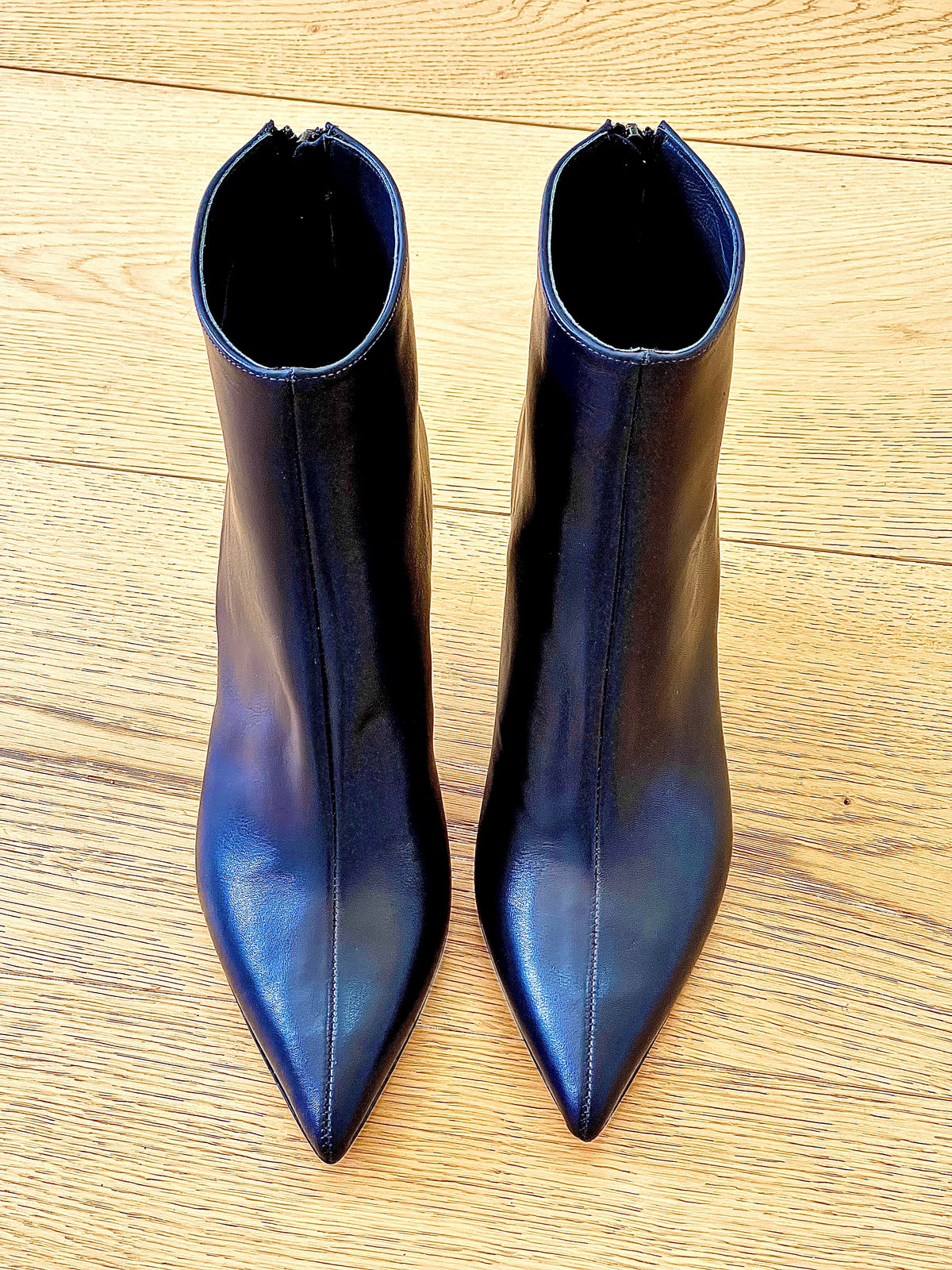 IRIS PELLE BLU