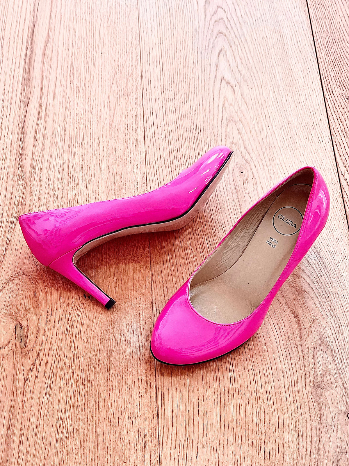 JENNYFER VERNICE FUXIA
