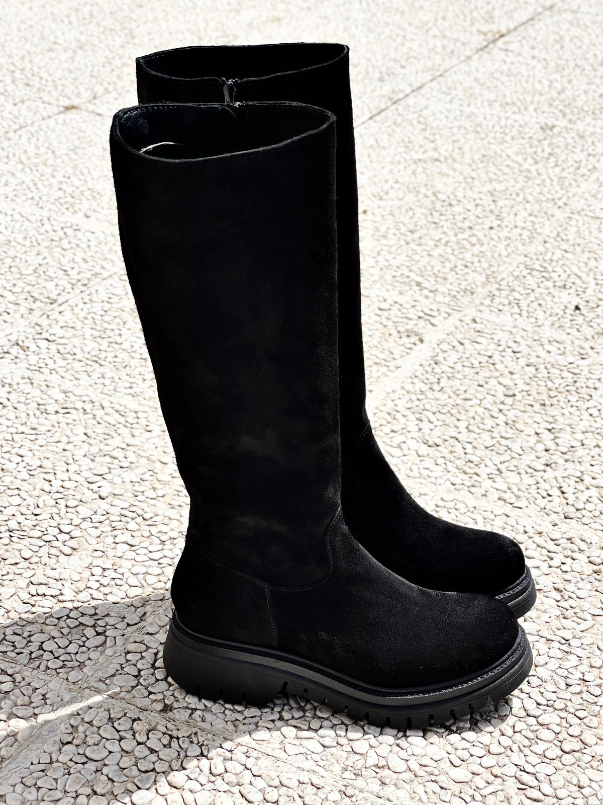 OTTO SCAMOSCIATO NERO