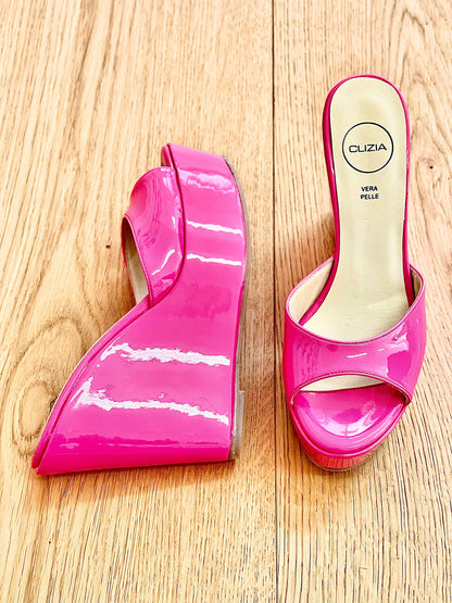 ALLISON VERNICE FUXIA