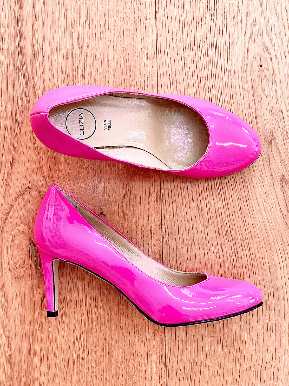 JENNYFER VERNICE FUXIA