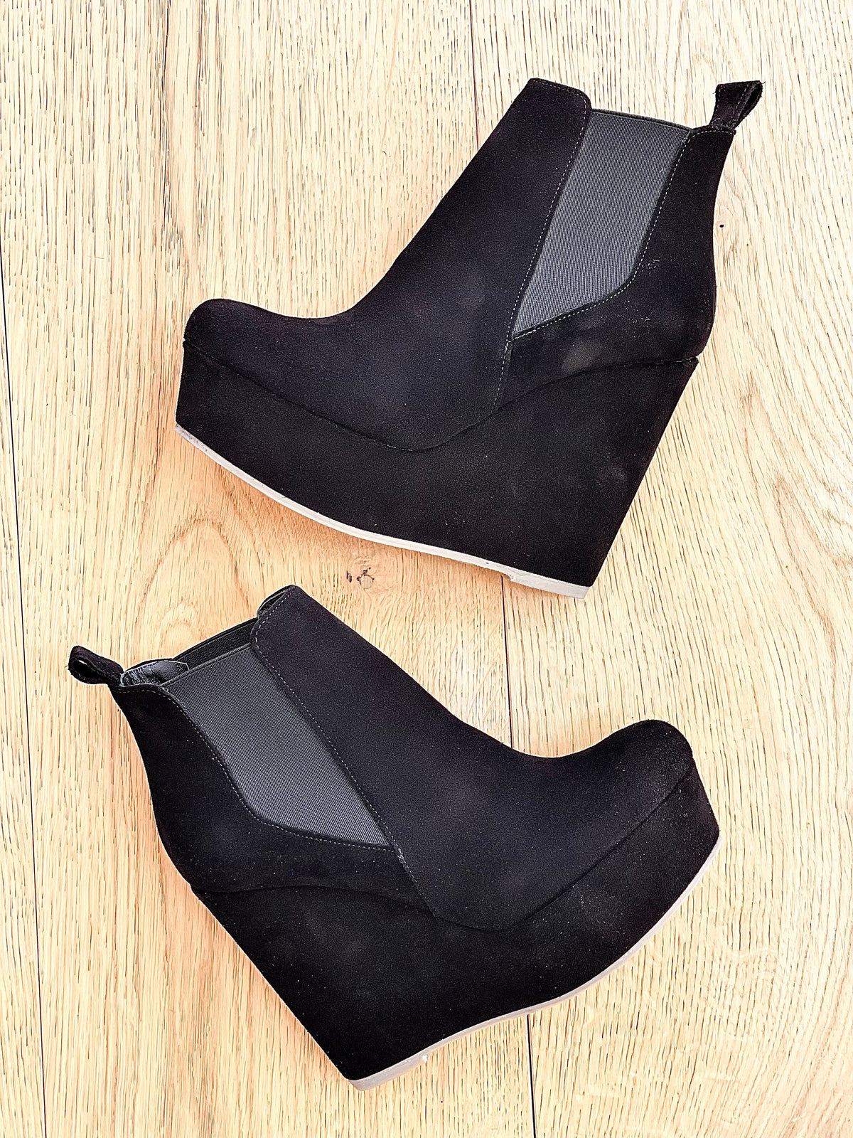 BALTICO CAMOSCIO NERO