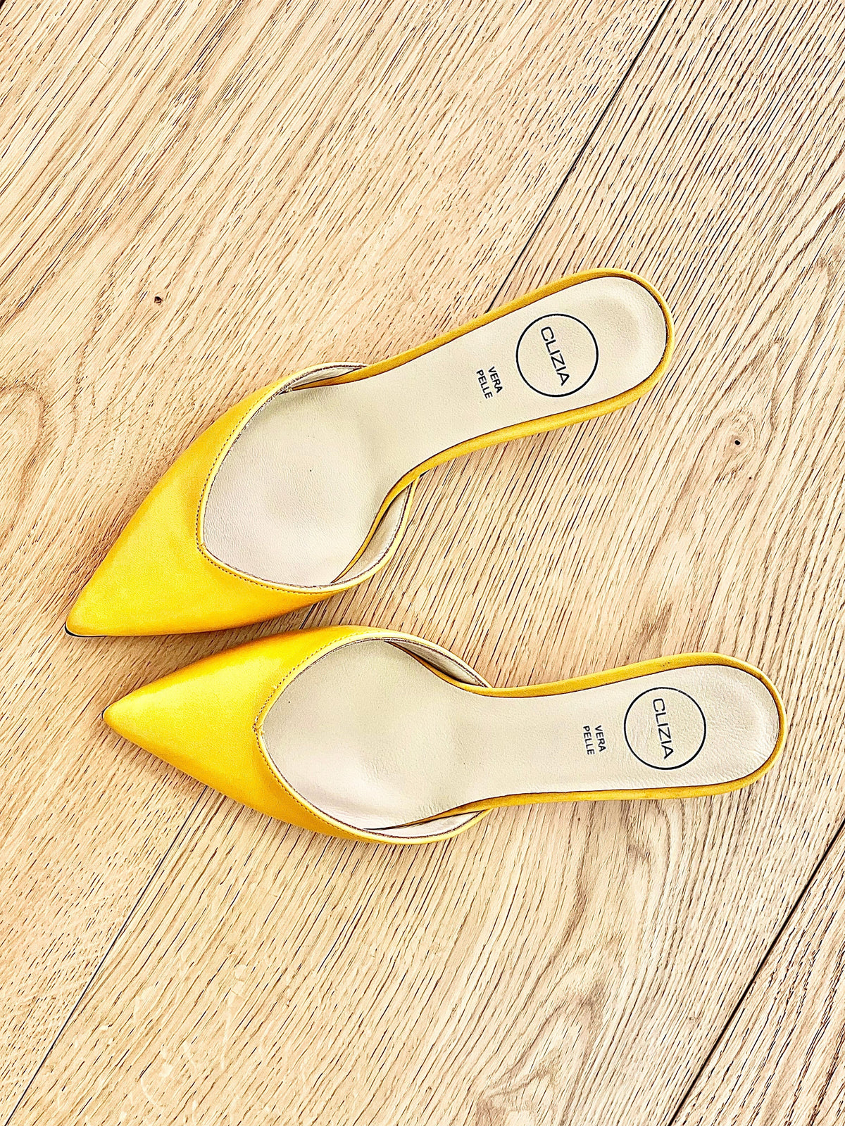 VIKY PELLE GIALLO