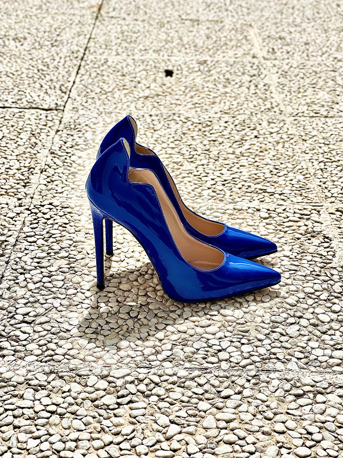 LOLA LUX BLUETTE