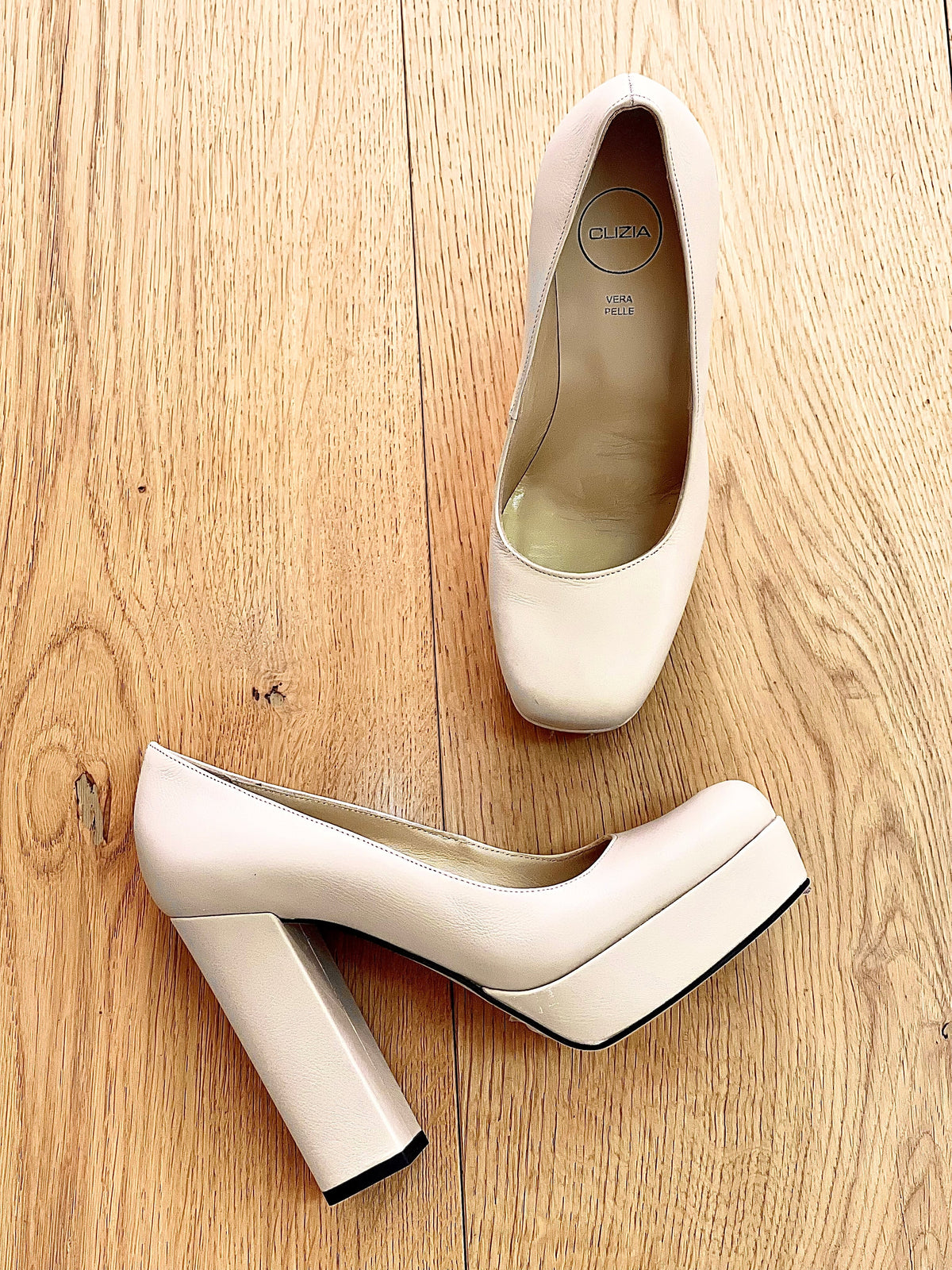 KATA PELLE BEIGE