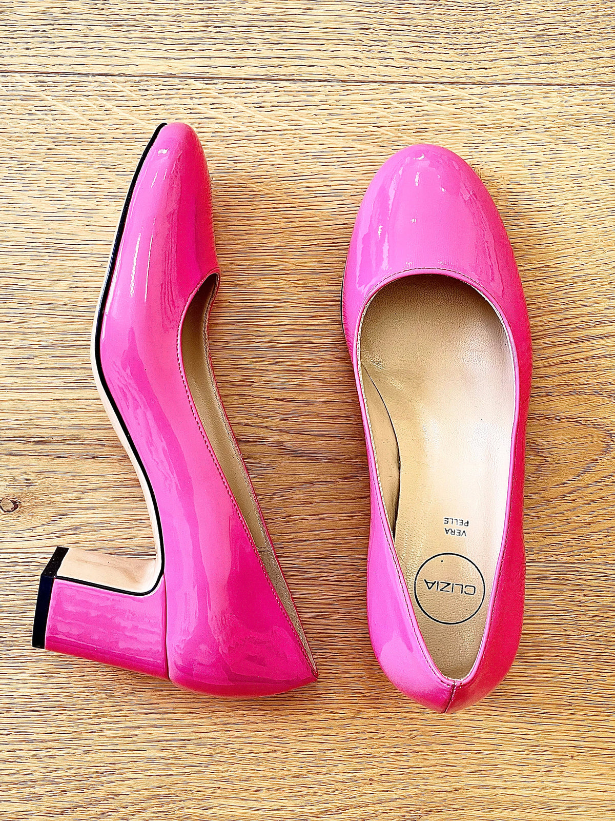 LIVIA VERNICE FUXIA