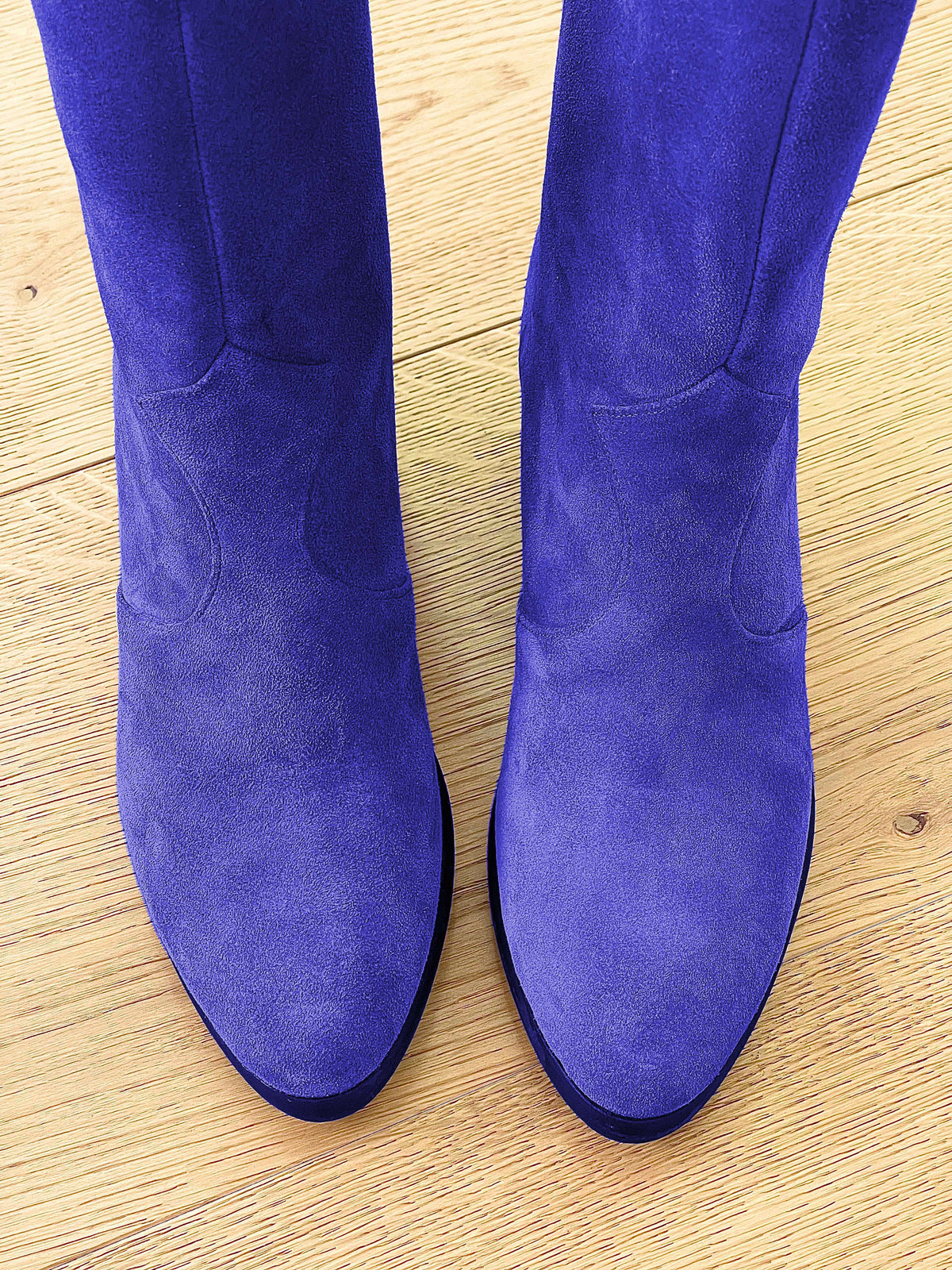 ARIEL SCAMOSCIATO BLUETTE