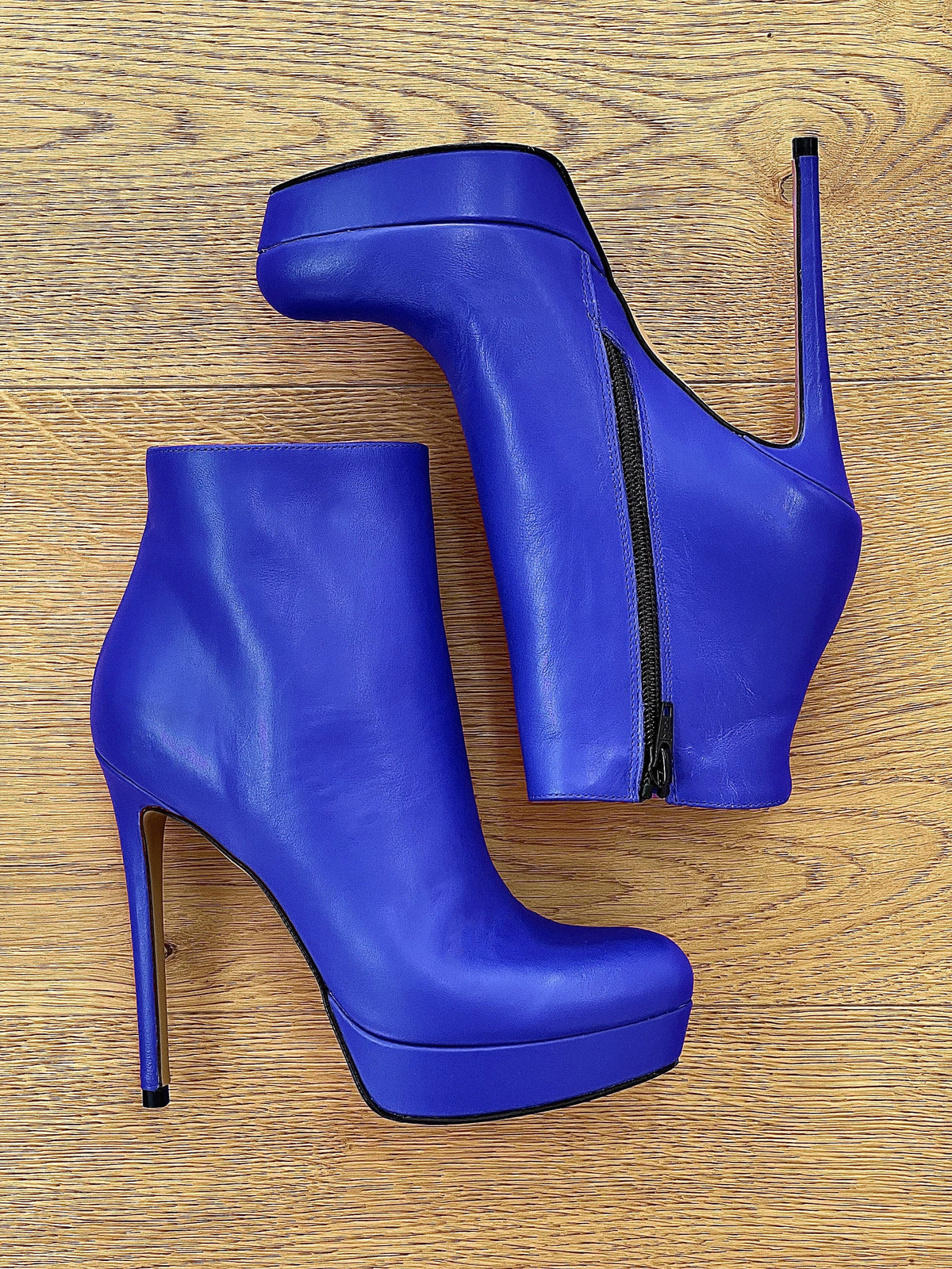 LOREN PELLE BLUETTE