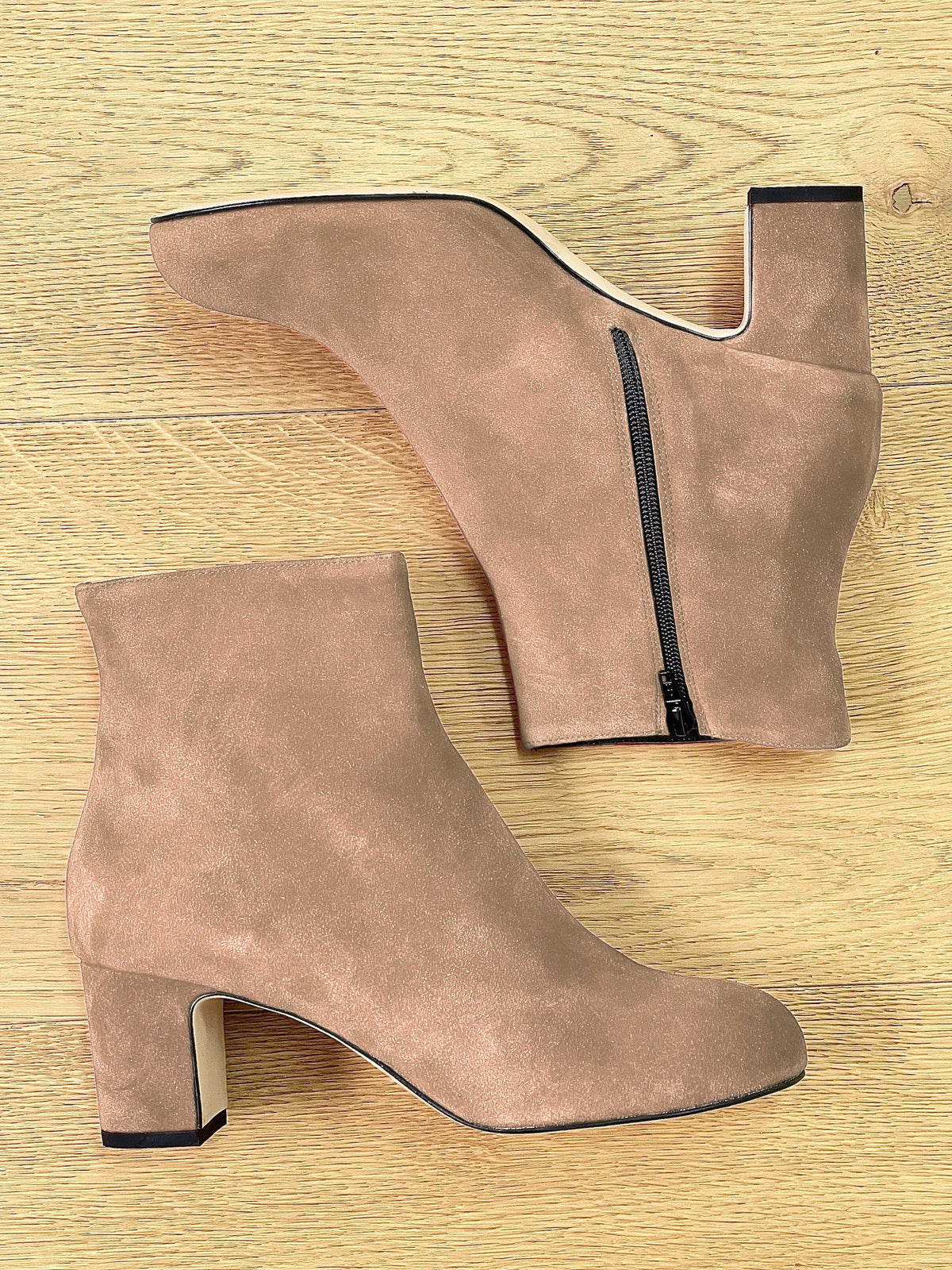 LUCAS CAMOSCIO BEIGE