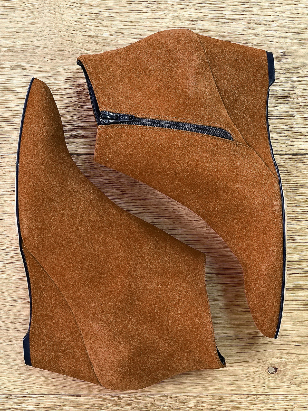 KRYSHA CAMOSCIO COGNAC